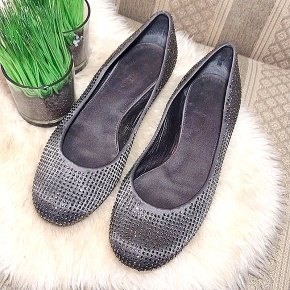 BCBG MaxAzria Gray Sparkling Flats - Picture 14 of 14